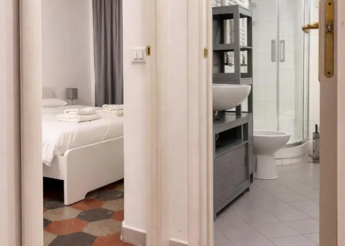 Qflat Colosseum Lovely Monti Apartment Rom